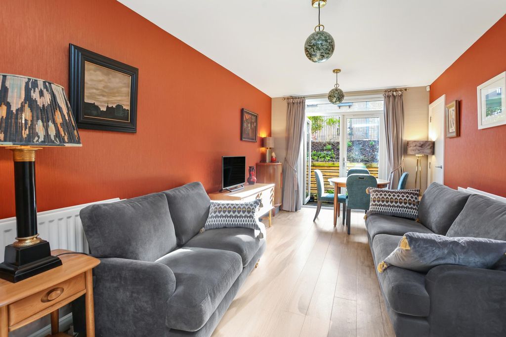 Property photo 2 of 20 Property Image 2