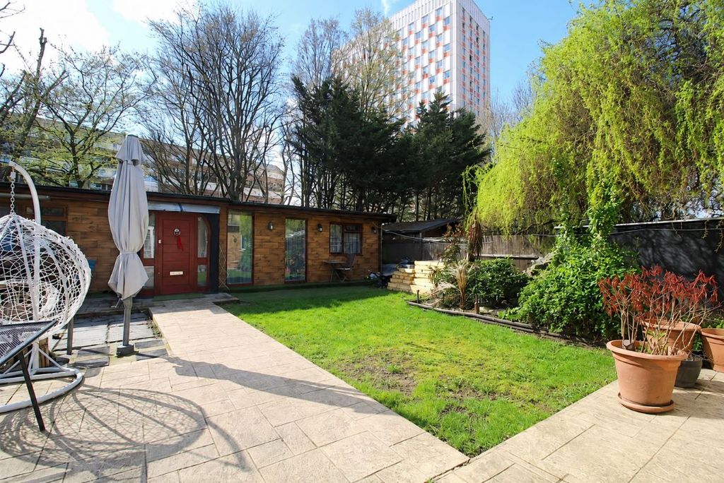 Property photo 3 of 9