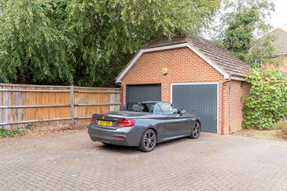 Property photo 3 of 23