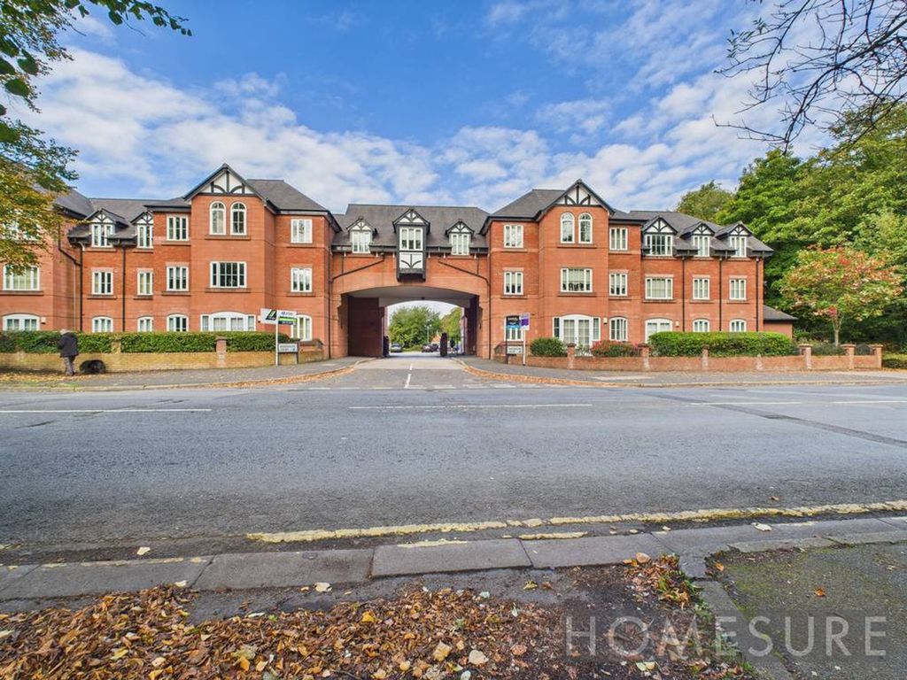 Property photo 1 of 33