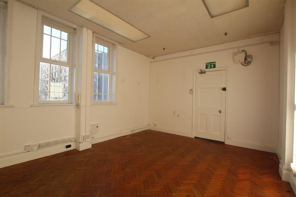 Property photo 2 of 3 Img_4836.Jpg