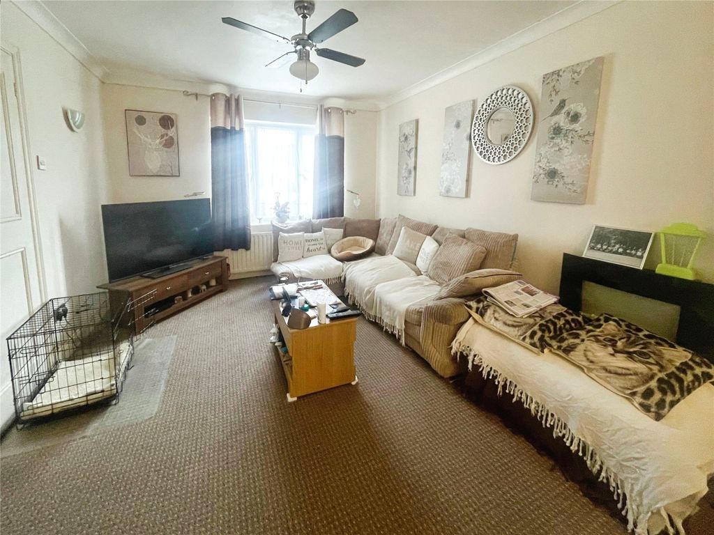 Property photo 2 of 15 Living Area