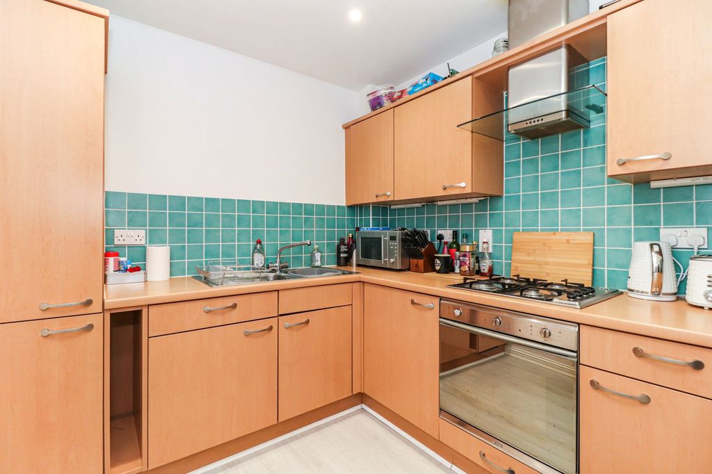 Property photo 3 of 13
