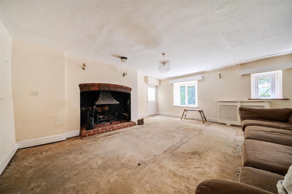 Property photo 3 of 24 1479759-14-6A33E525Da21A.Jpg