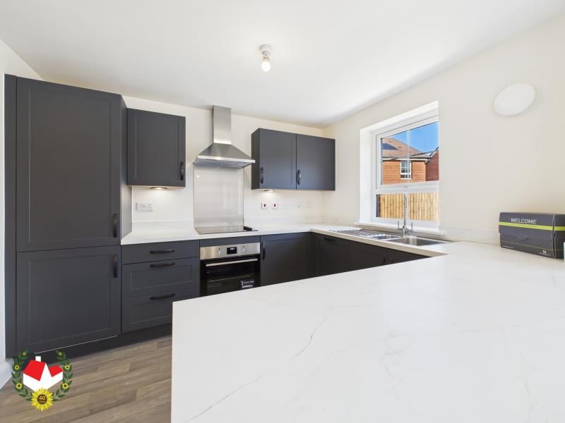 Property photo 2 of 23