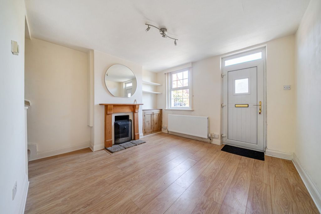 Property photo 3 of 19 1454658-7-6A03091...