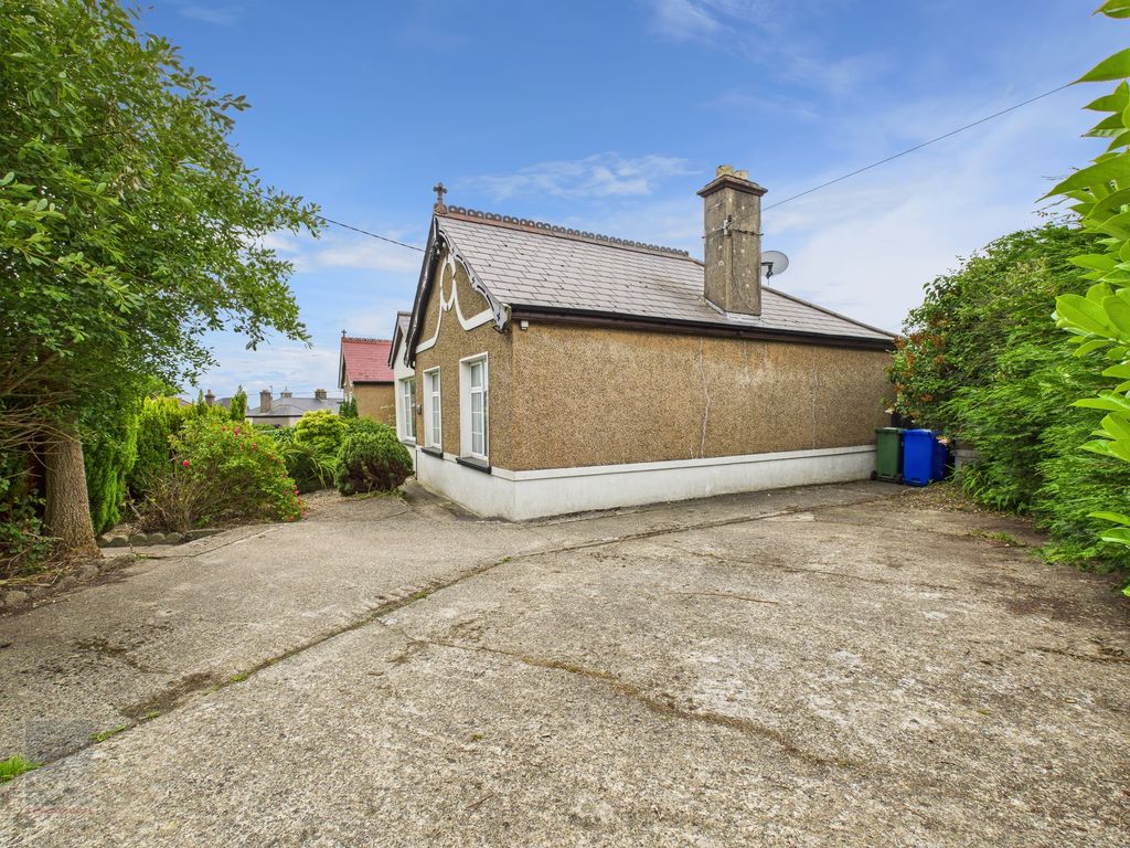 Property photo 3 of 23
