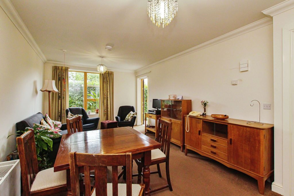 Property photo 2 of 17 Photography