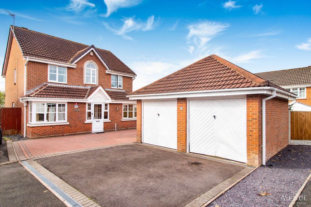 Property photo 1 of 36 4482380