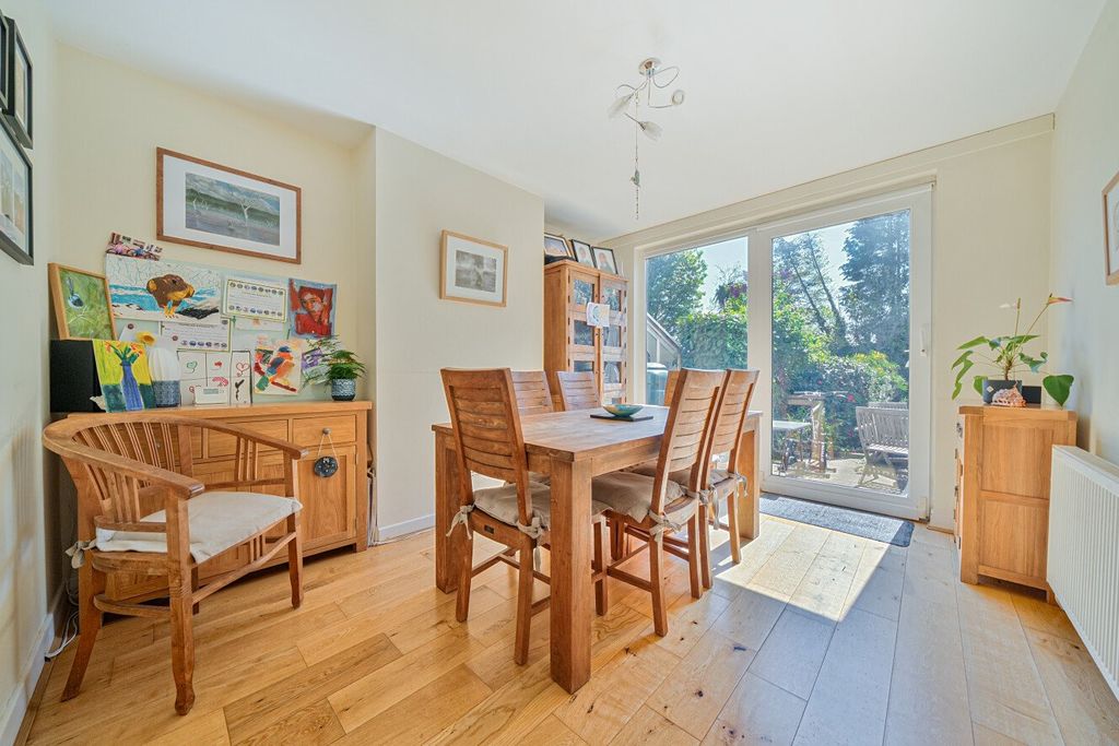 Property photo 3 of 25 Picture No. 02