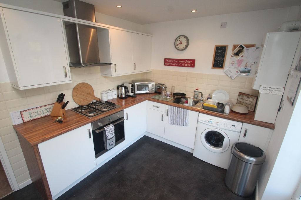 Property photo 3 of 9 0 General