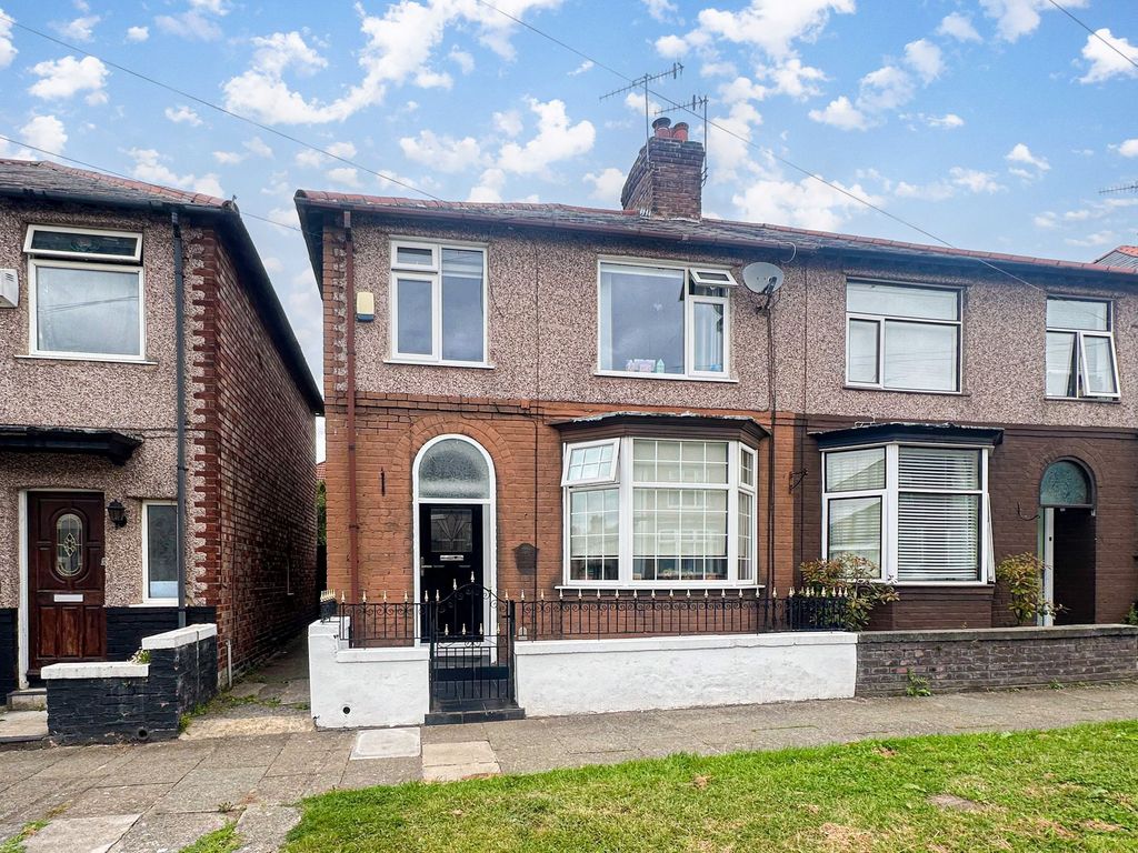 Property photo 1 of 13 Photo 14