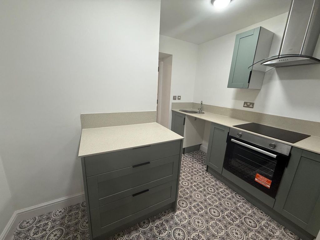 Property photo 2 of 9 Tempimagezxhinx.Jpg