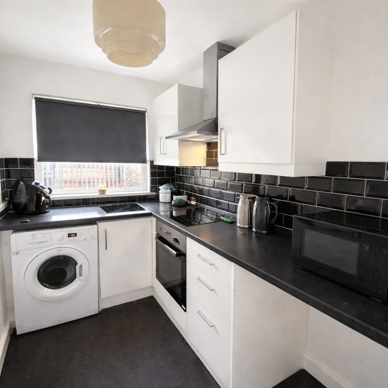 Property photo 3 of 7 Gallery