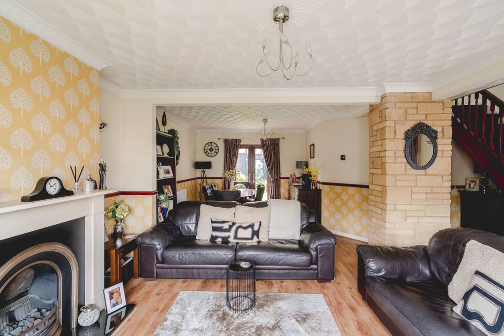 Property photo 3 of 22 20