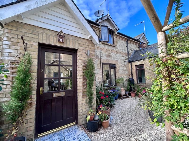 Property photo 1 of 11 Photo 2