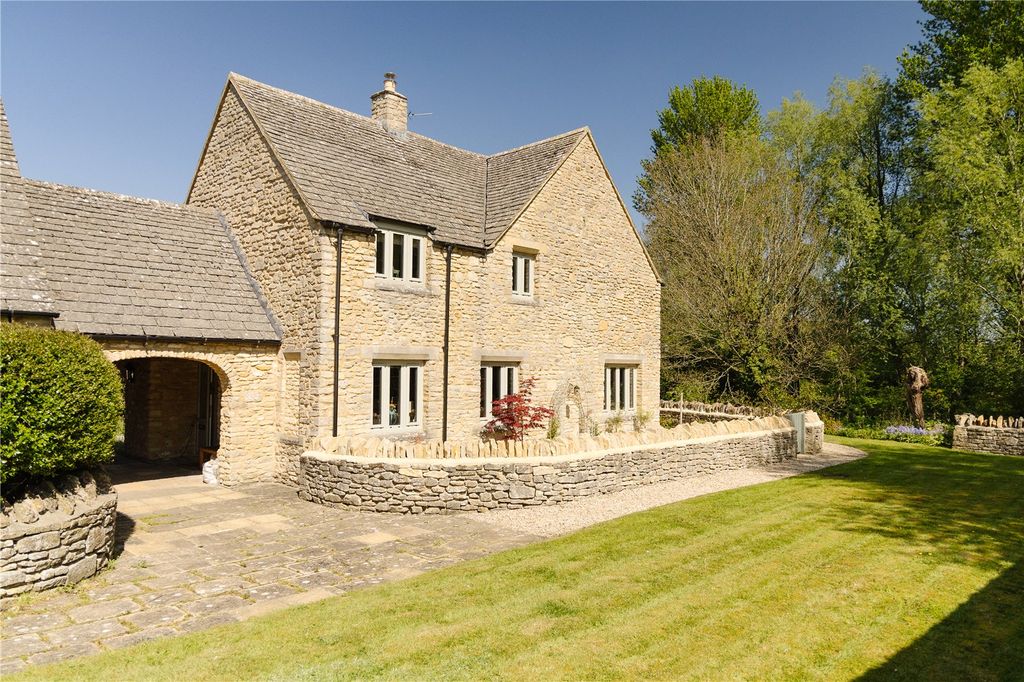 Property photo 1 of 16 Picture No. 01