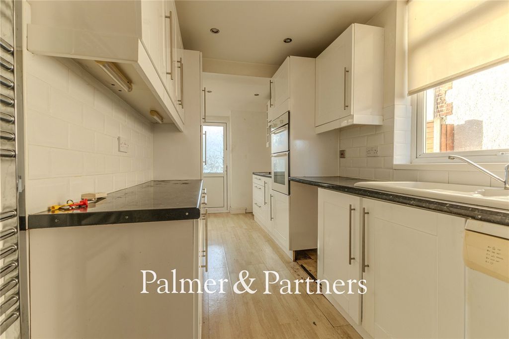 Property photo 3 of 18 Picture No. 07