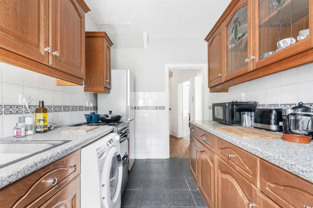 Property photo 2 of 9 Picture No. 22