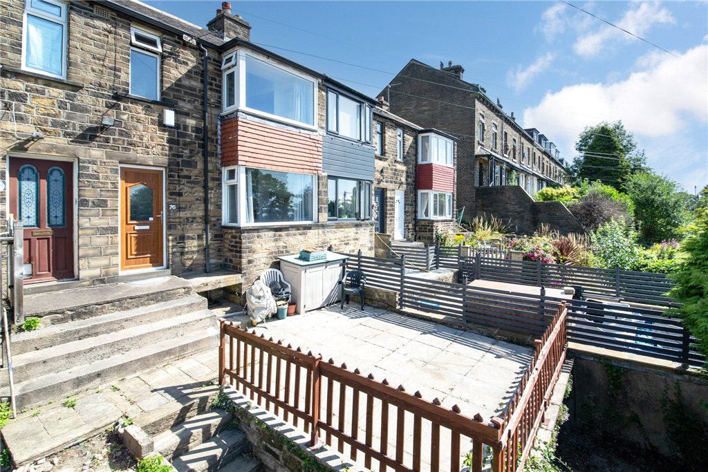 Property photo 1 of 17 Hazelhurst Brow