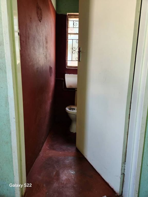 Property photo 2 of 6