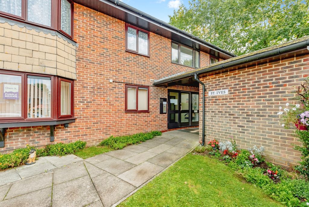 Property photo 1 of 12