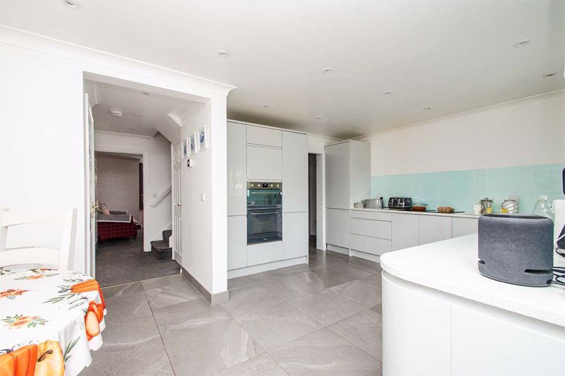 Property photo 2 of 17 Photo 7