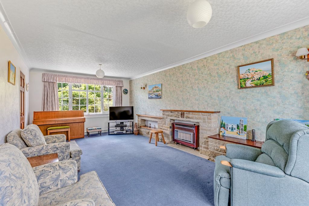 Property photo 2 of 25 Picture No. 08