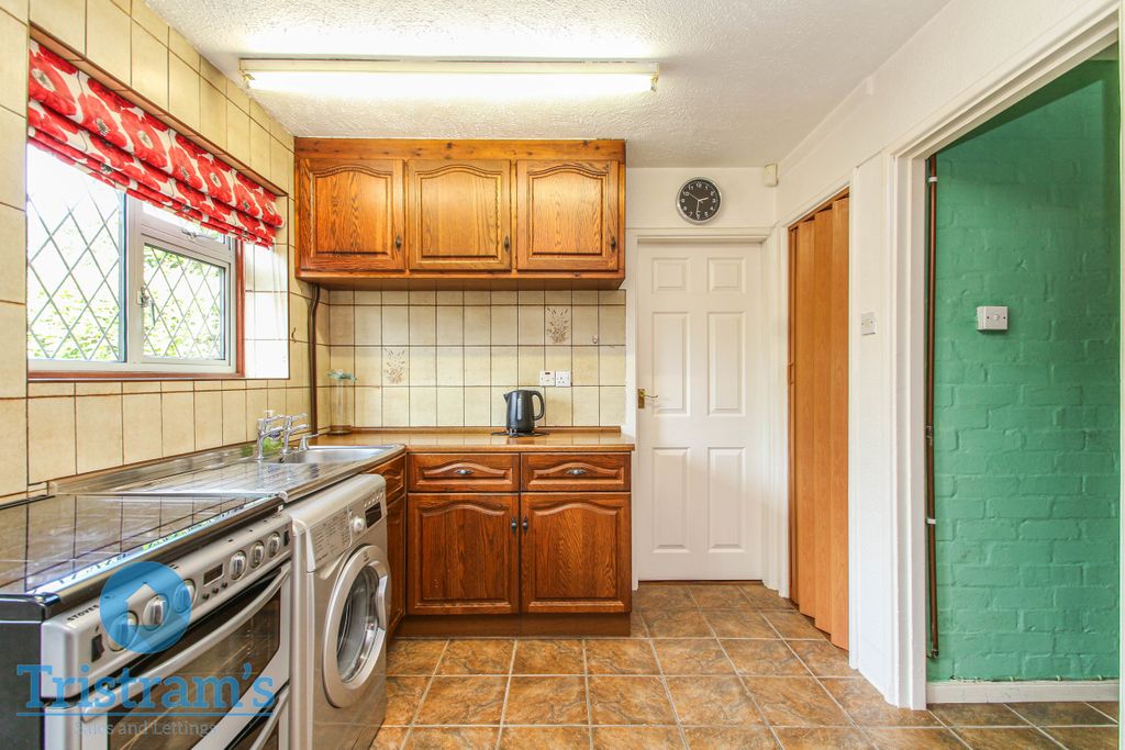 Property photo 3 of 24
