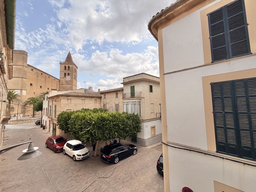 Property photo 1 of 7 Stately 19th-Century House In The Center Of Porreres — A Once-In-A-Lifetime Opportunity