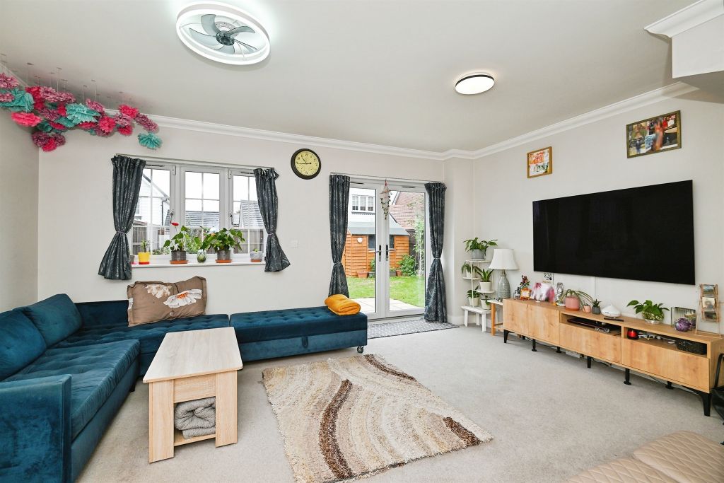 Property photo 2 of 18