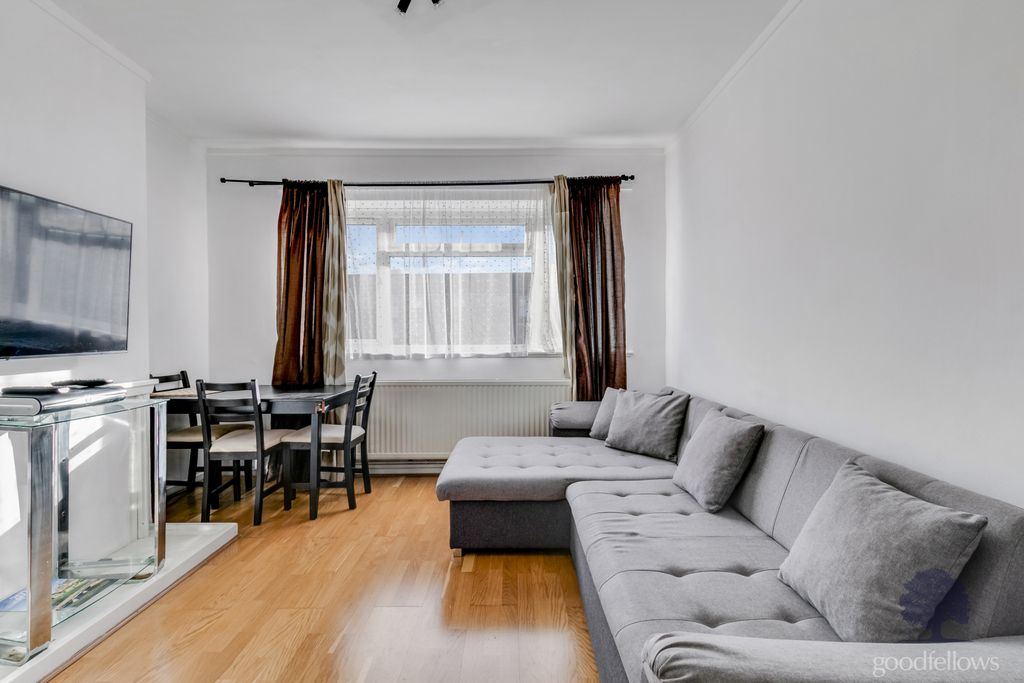 Property photo 2 of 12 Picture No. 03