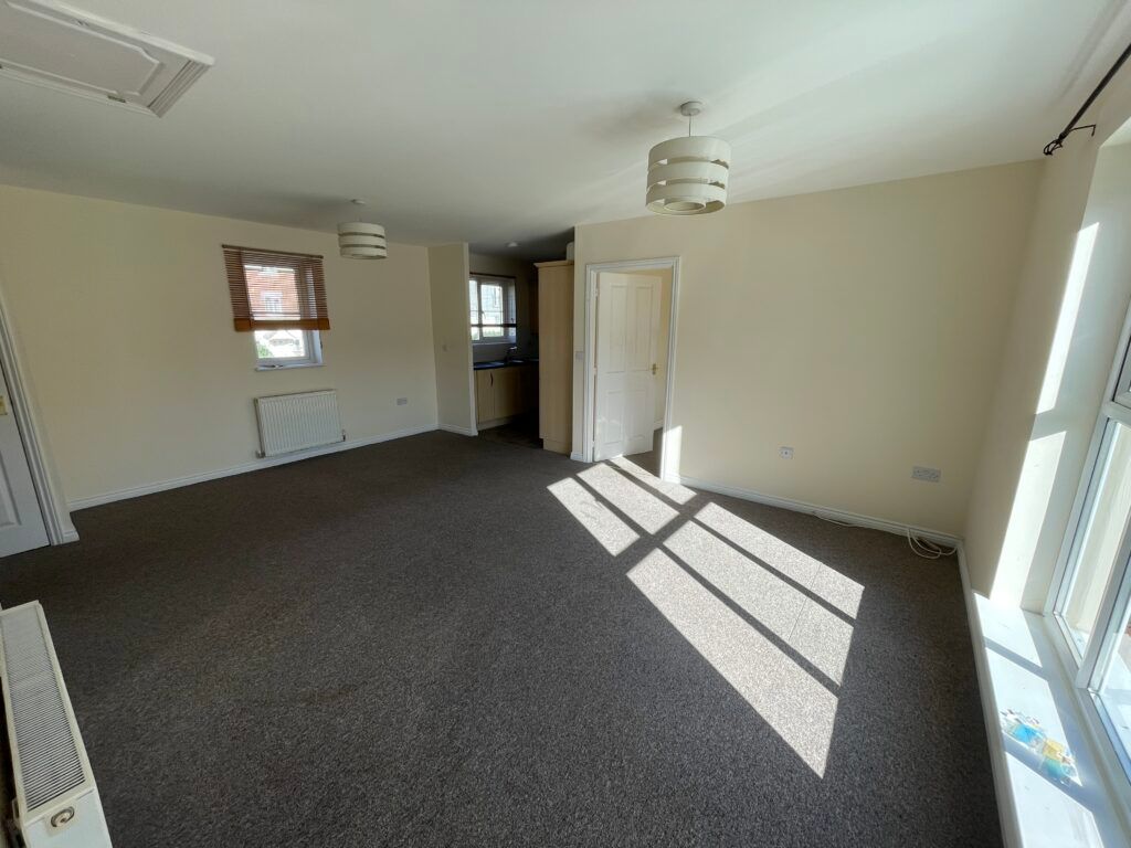 Property photo 3 of 8