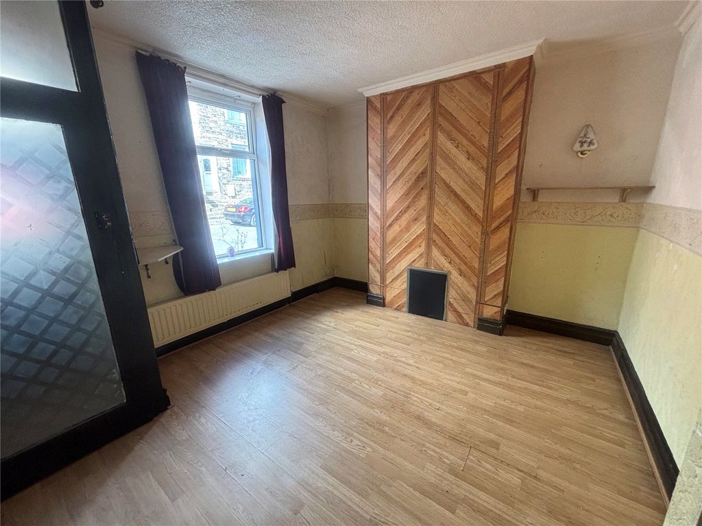 Property photo 2 of 10 Picture No. 09
