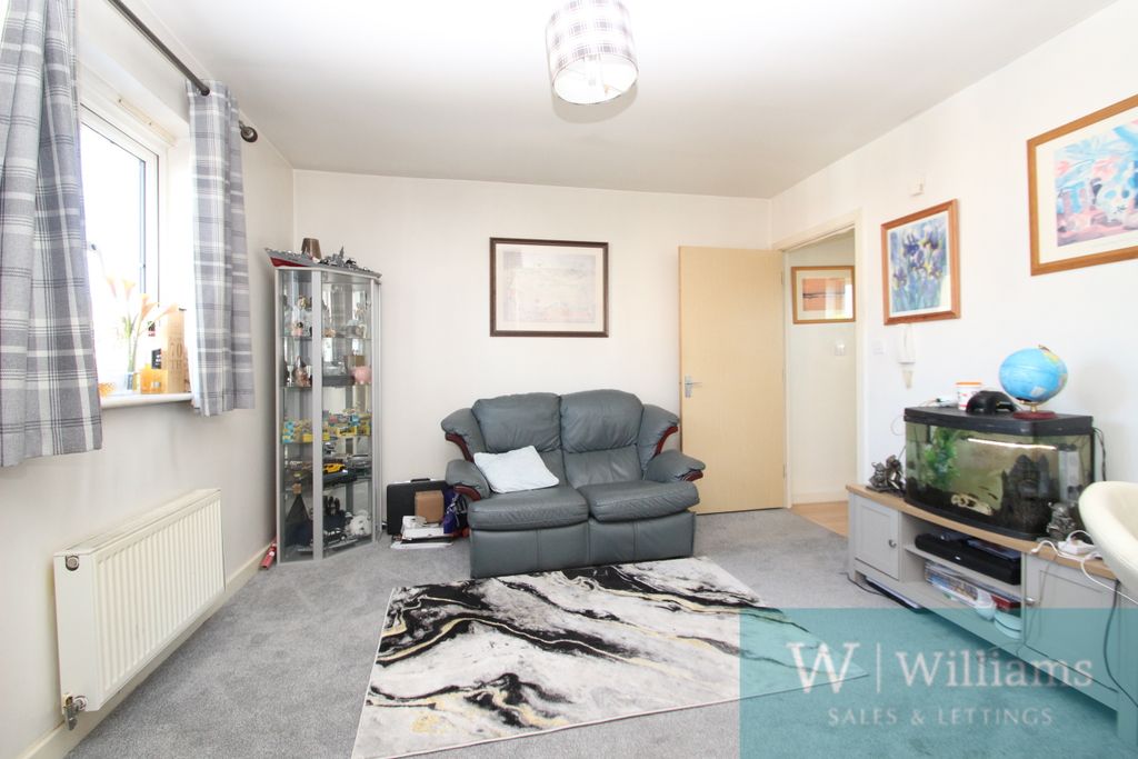 Property photo 3 of 7 Img_0004.Jpg