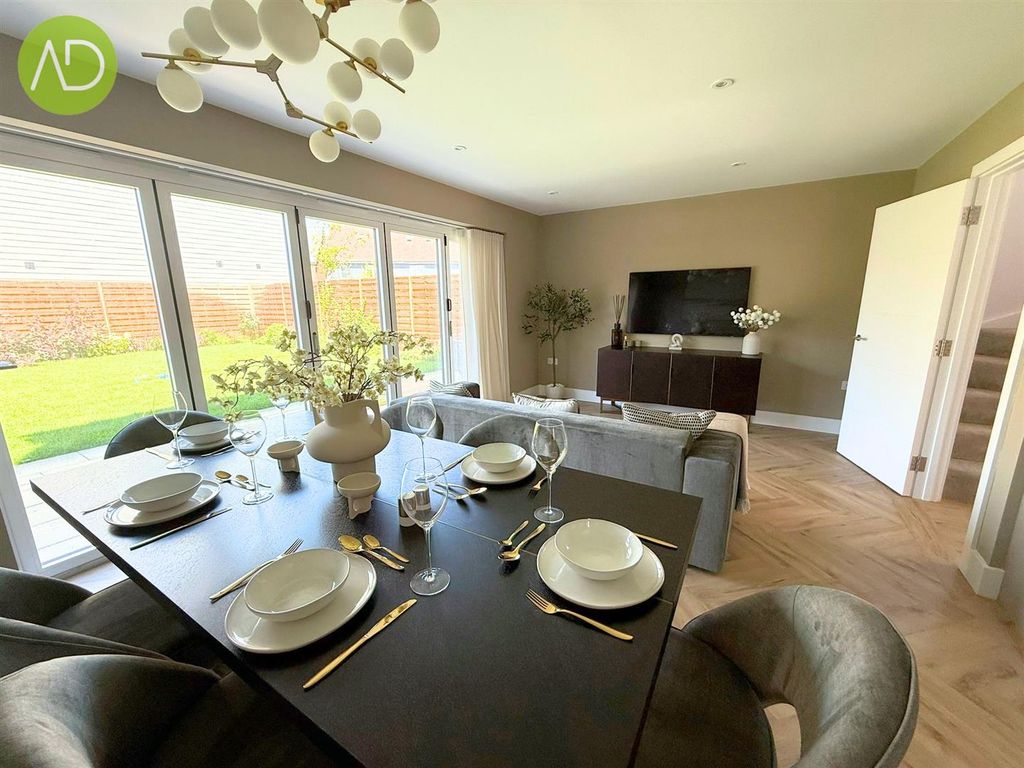 Property photo 3 of 17 2.Jpg