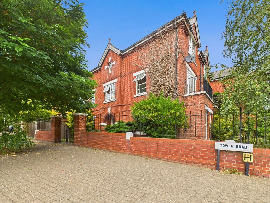 Property photo 2 of 18 Picture No. 21
