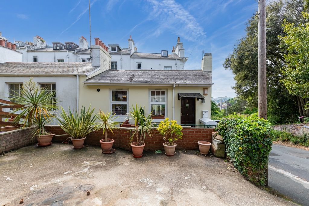 Property photo 1 of 16 A02 - Lower Erith Road, The Cottage, Torquay - 250