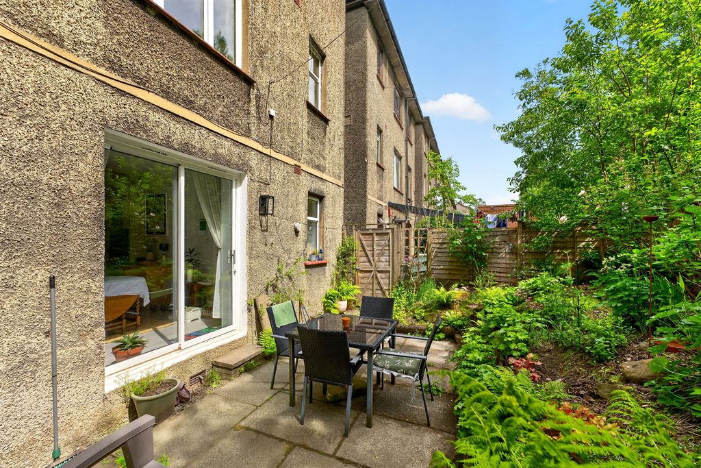 Additional image 17 of 2 bed flat for saleDorchester Avenue, Glasgow G12
