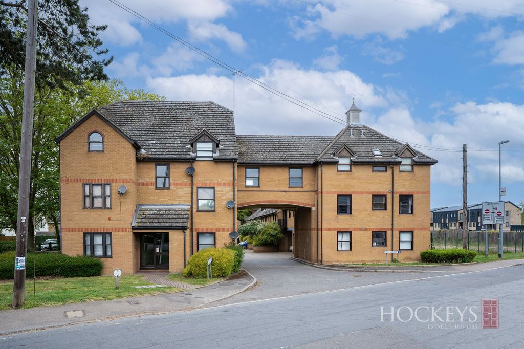 3 bed flat for sale Impington