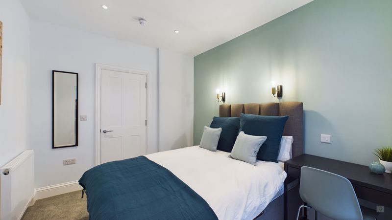 Property photo 2 of 6 Photo 4