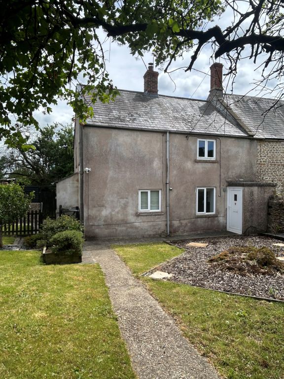 Property photo 1 of 12 Front And Garden