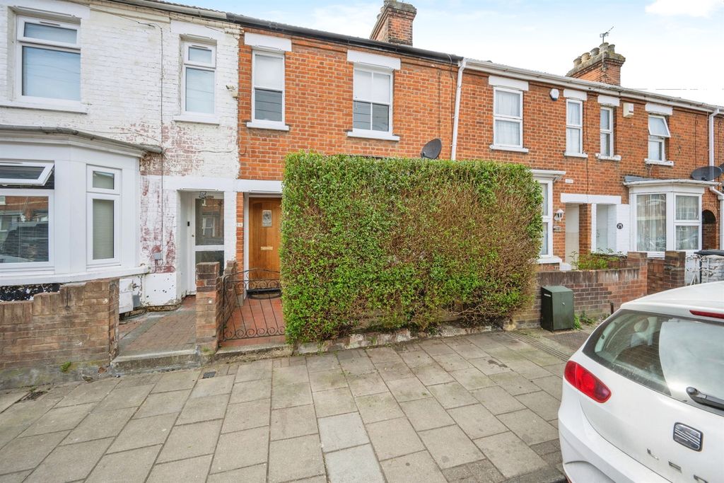 Property photo 1 of 12