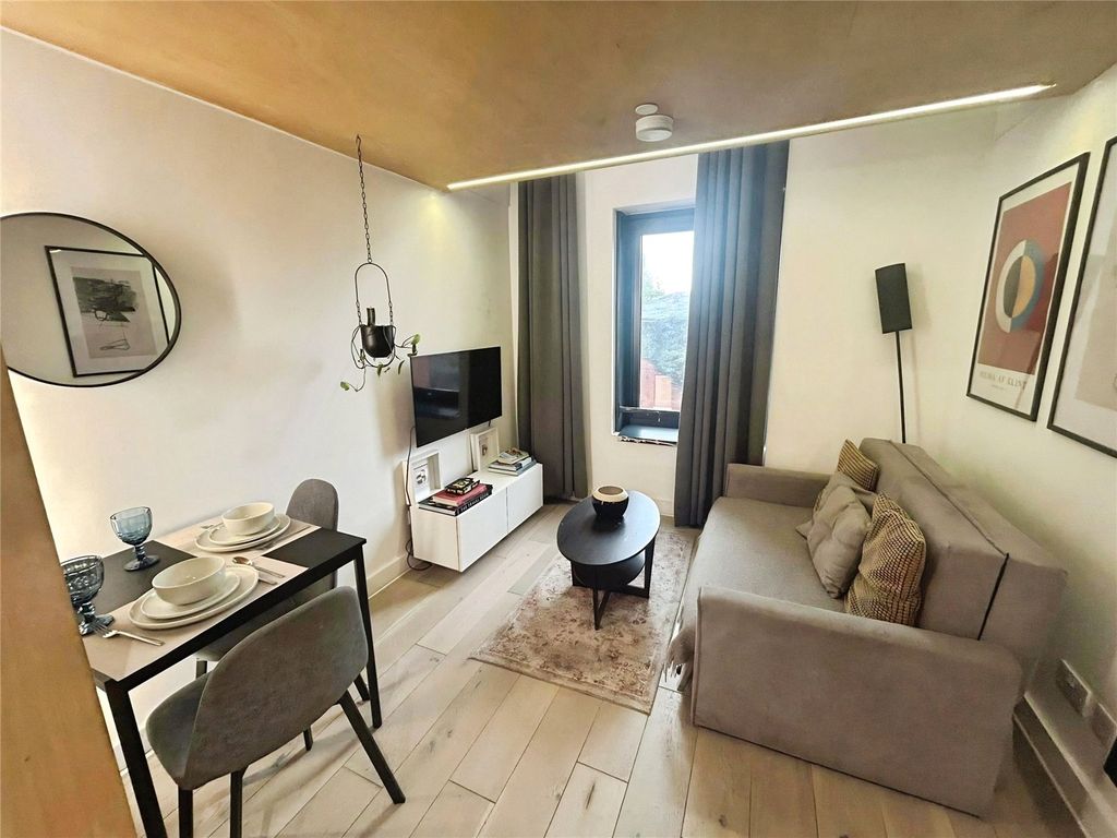 Property photo 2 of 7 Picture No. 03