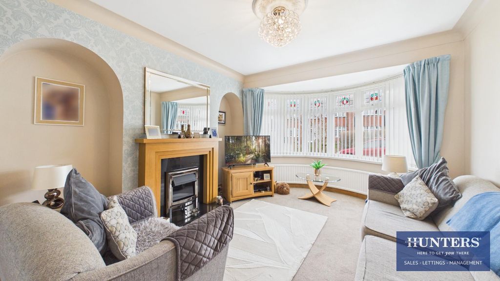 Property photo 2 of 24 Living Room