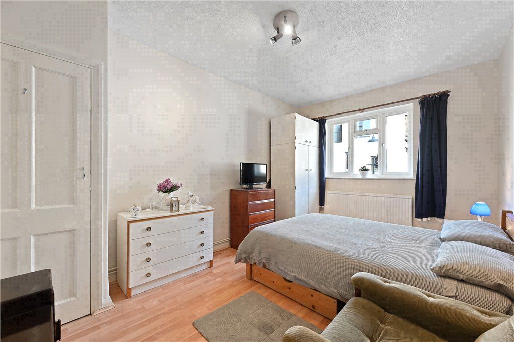 Property photo 2 of 8 Picture No. 04