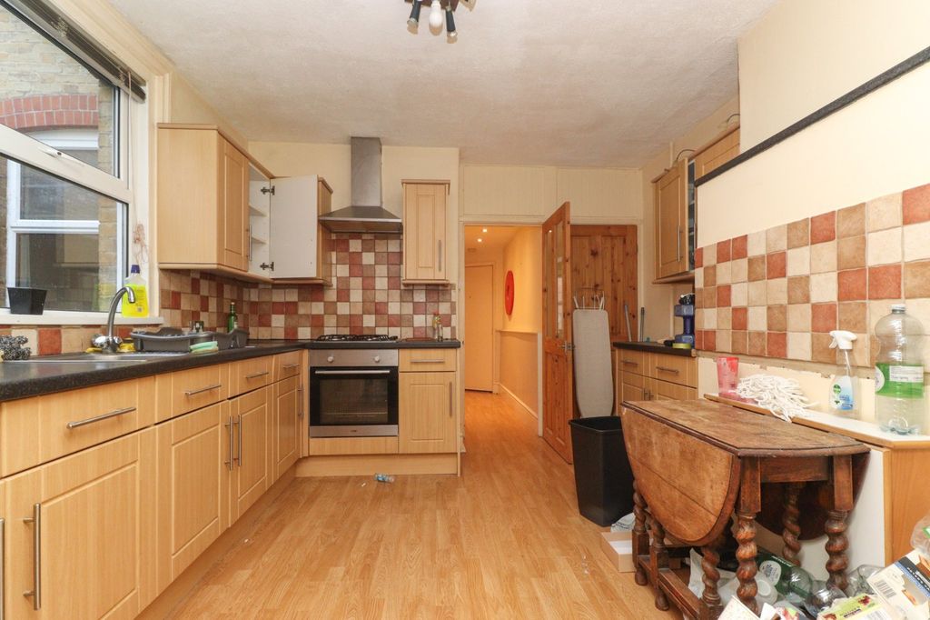 Property photo 2 of 9 Picture 2