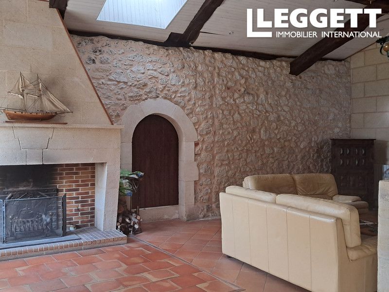 Property photo 2 of 10