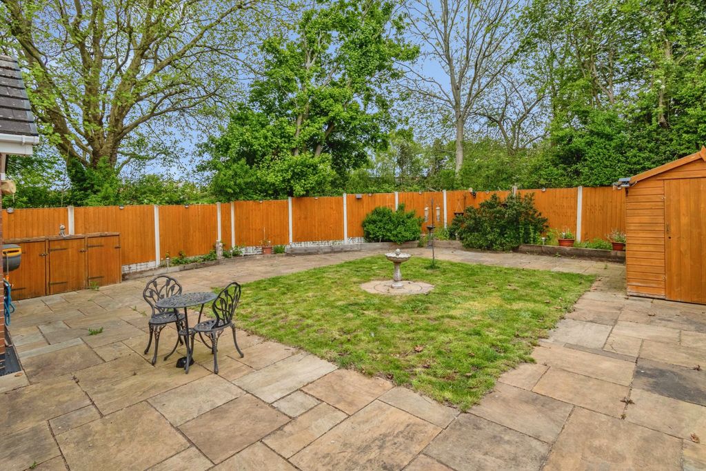 Property photo 3 of 15