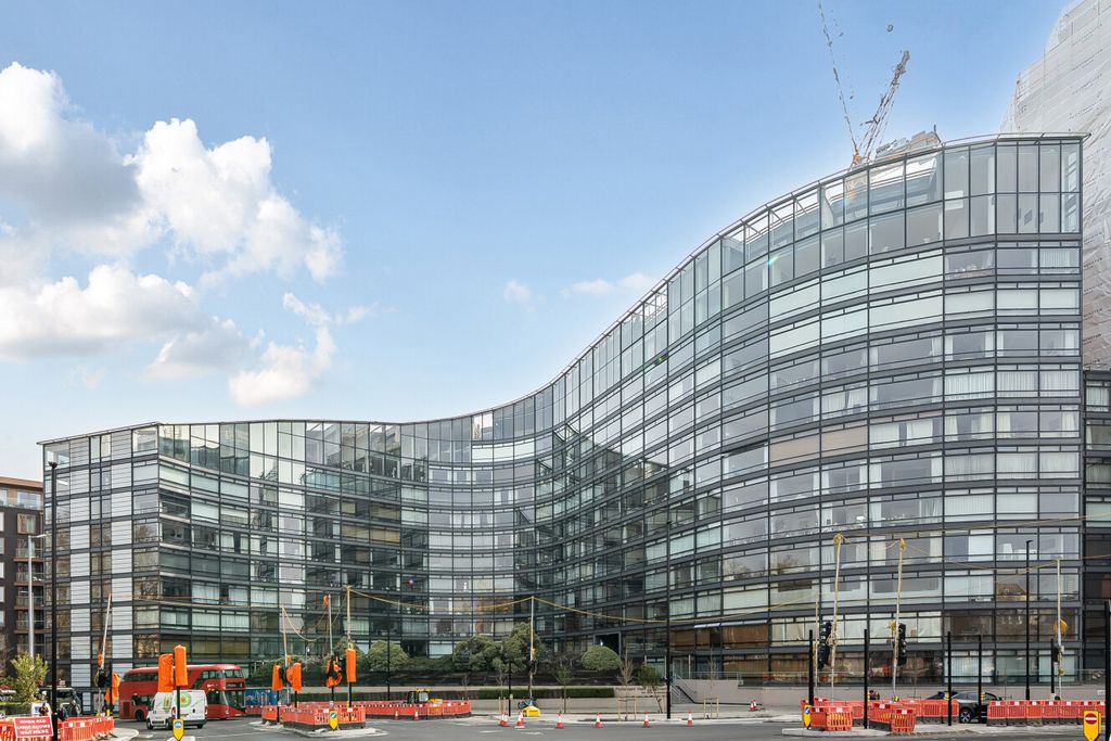 Property photo 1 of 17 1432287-5-69c1272...